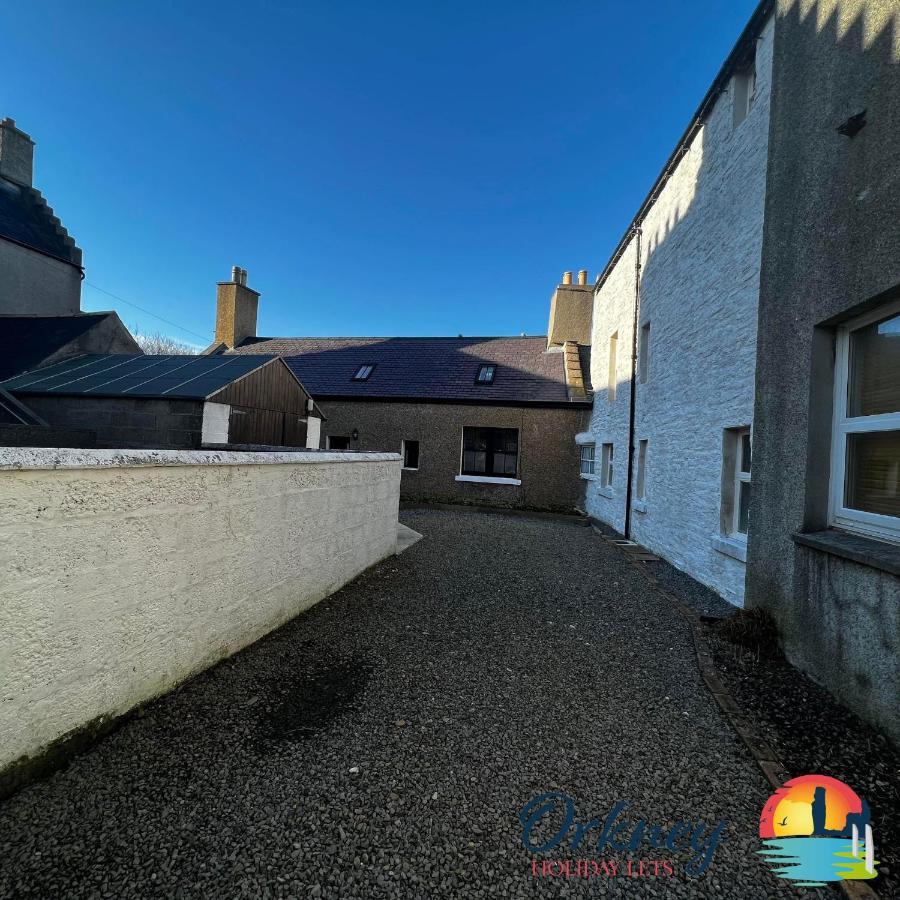 89 Victoria Street, Kirkwall, Orkney - Or00066F ภายนอก รูปภาพ